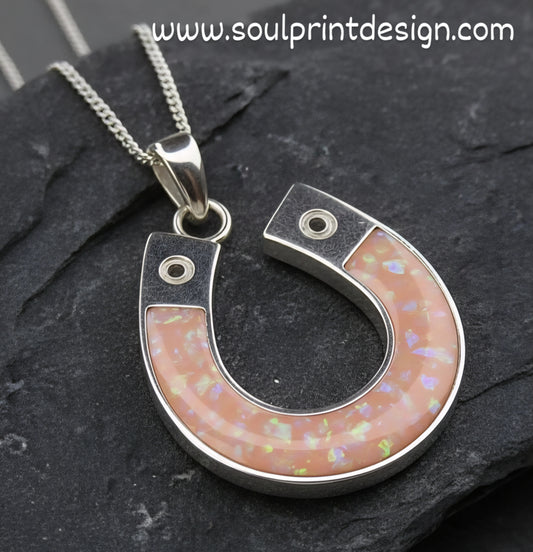 Horse Shoe keepsake necklace